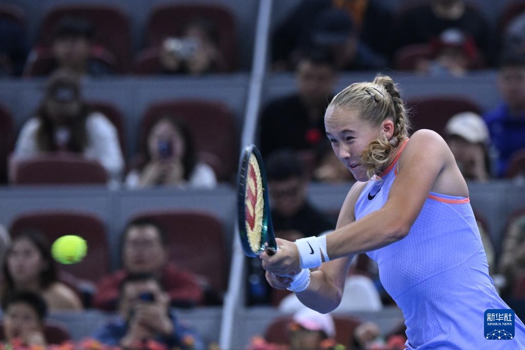 餐饮以及交 餐饮以及交