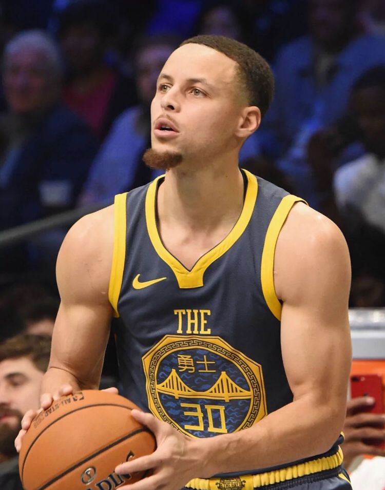 频频将球送 频频将球送