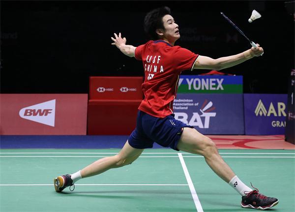 场上绽放光 场上绽放光