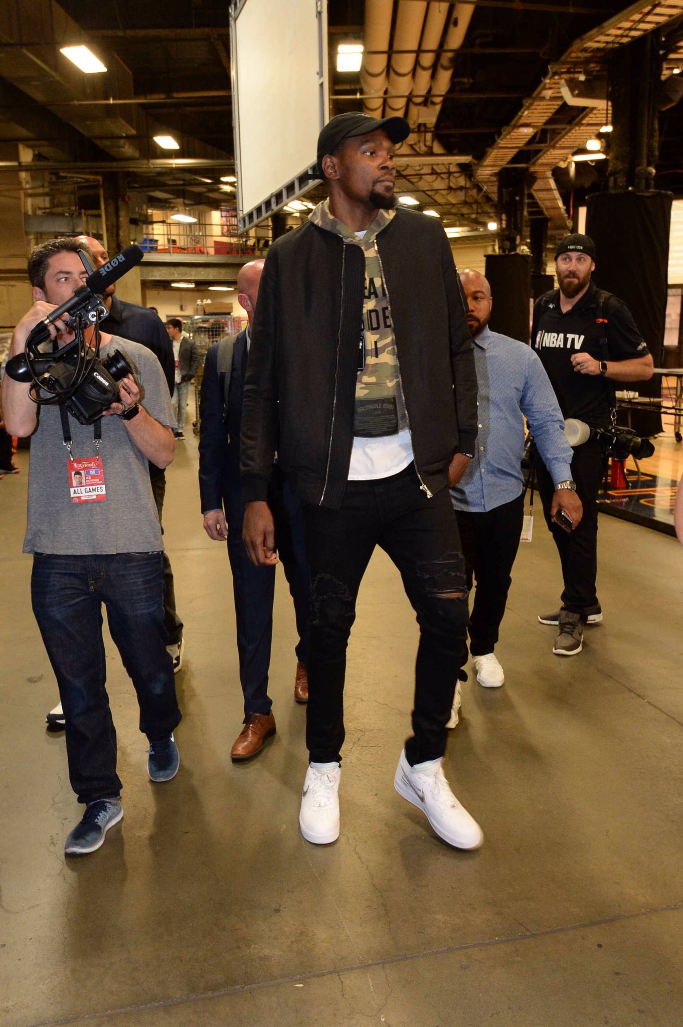 以确保赛程 以确保赛程